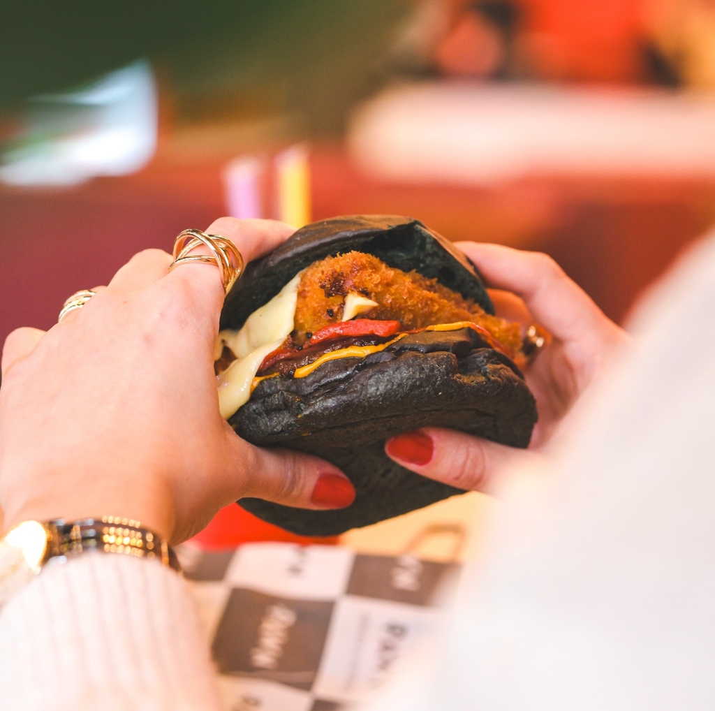Pawn Black Burger